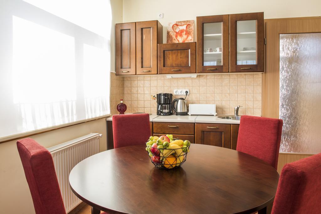 Feng Shui Wellness Apartmanhaz Héviz Zewnętrze zdjęcie
